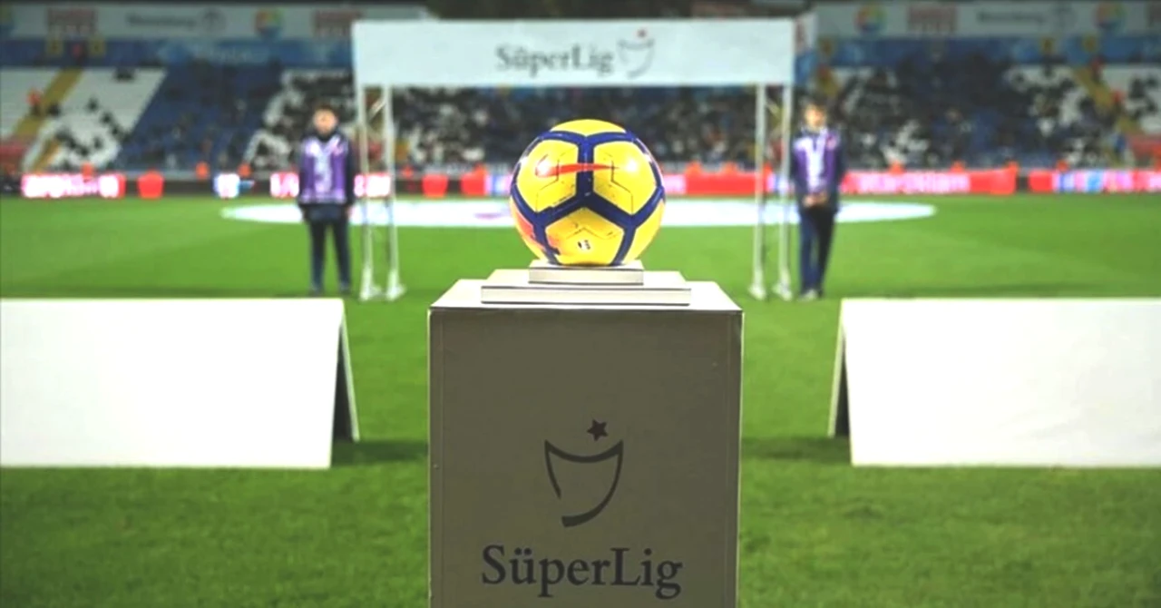 Süper Lig 2025-2026 Fikstürü Belirlendi! Kaçırılmayacak Derbi Tarihleri Açıklandı!
