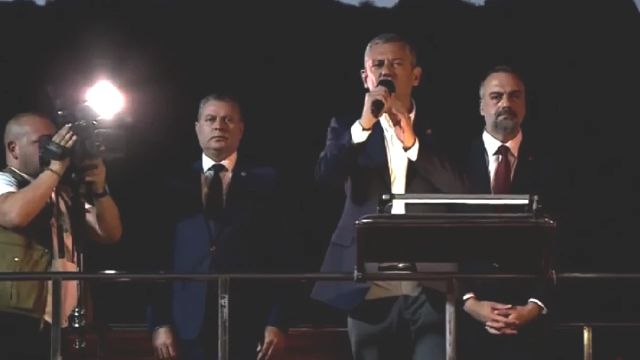Özgür Özel Amasya'dan Haykırdı: İktidar, Halkın Gözünde Tükenmiş Diye Duyurdu!