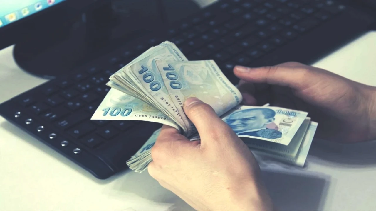 SGK Uzmanından Önemli Uyarı: Emeklilere 35 Bin TL Ödeme Fırsatı!