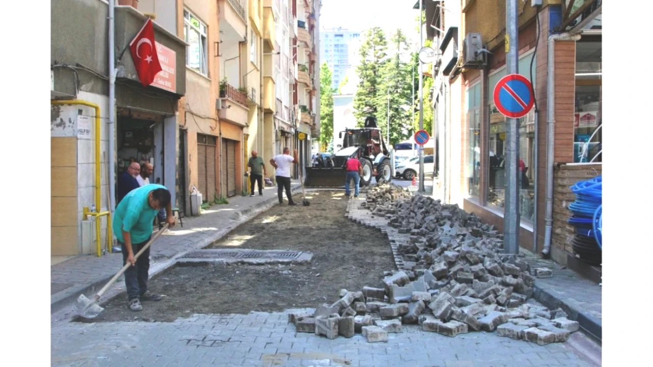 Belediye Ekipleri, Şehrin Dört Bir Yanında Canla Başla Görevde!