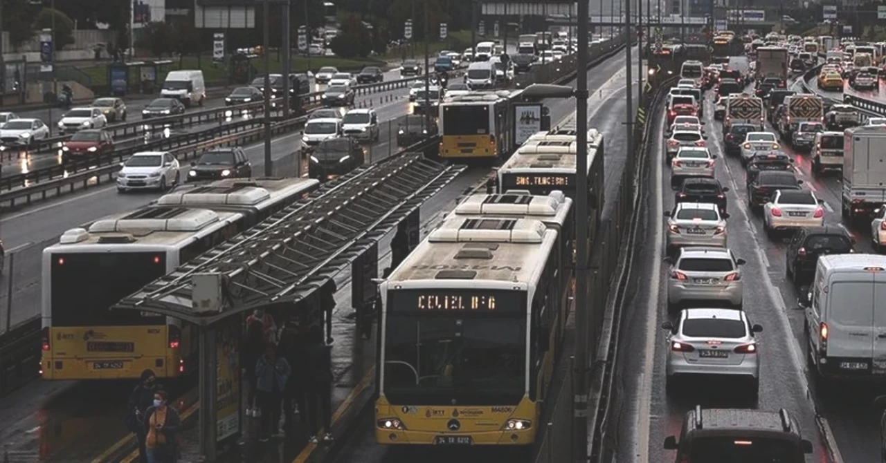 15 Temmuz’da Toplu Taşıma Ücretsiz! Metrobüs, Metro, Vapur ve Otobüs Detayları