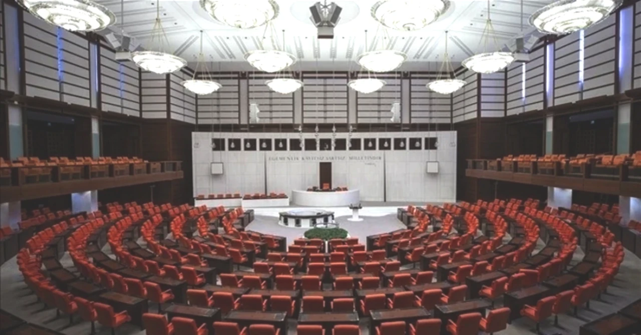 TBMM Komisyonları Tatilde! İşte Çalışmaya Devam Edecek Olanlar!