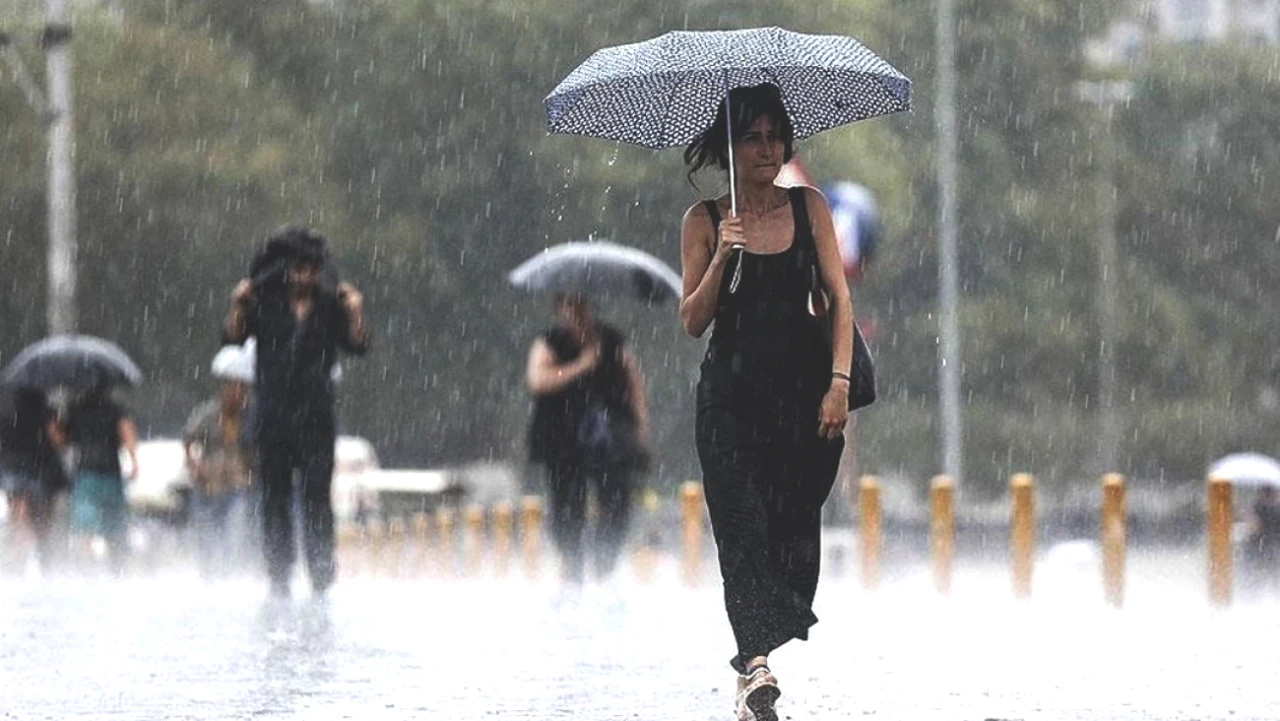 23 İl İçin Meteoroloji'den Sağanak Yağış Uyarısı! Hazırlıklı Olun!