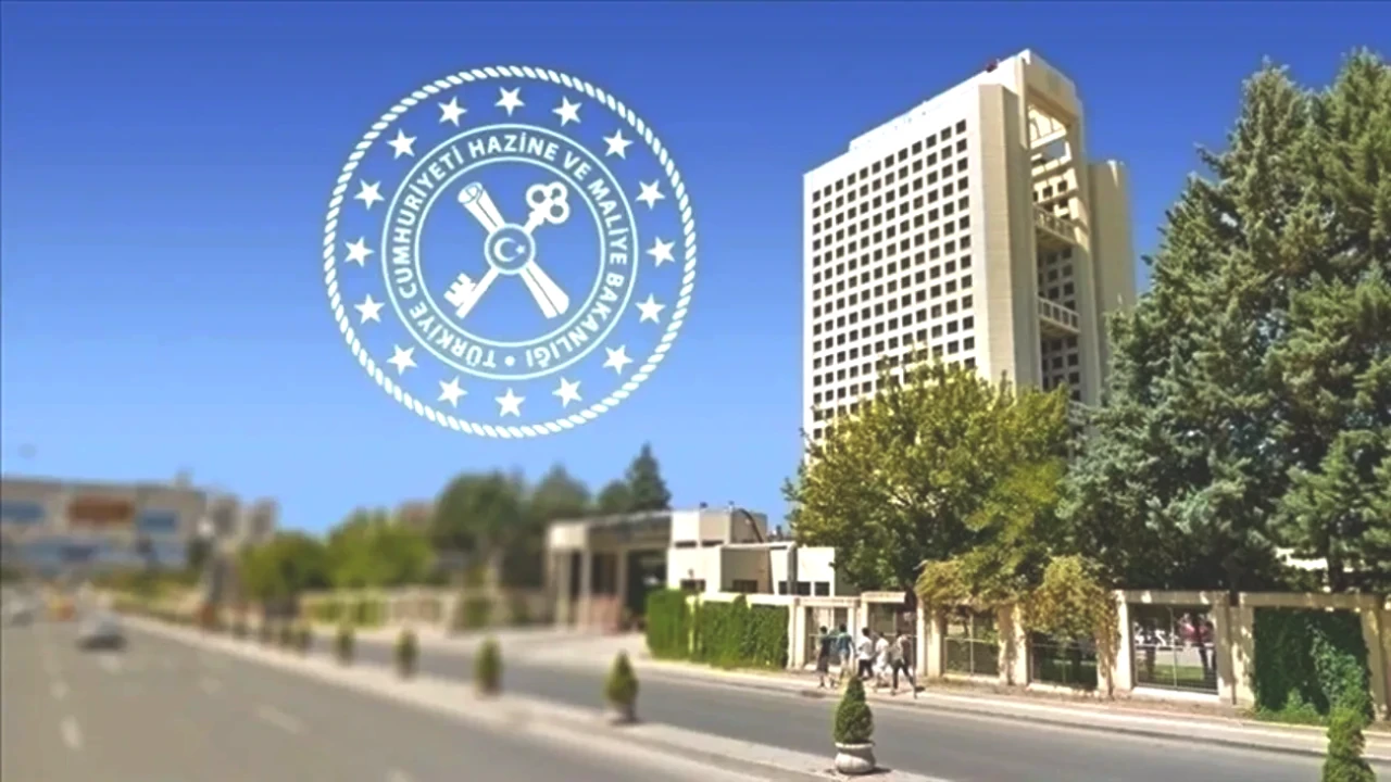 Haziran'da Bütçe Açığı Rekora Koşuyor: 330 Milyar TL'ye Ulaştı!