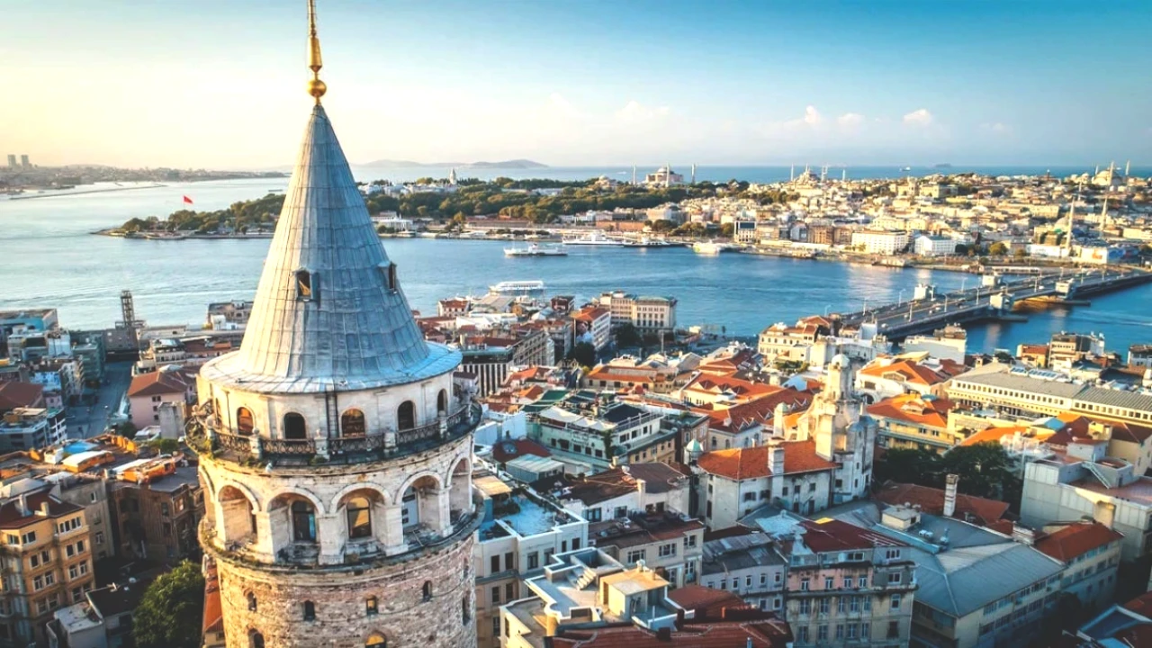 İstanbul'da Sıcak Hava Dalgası! Yarın 36 Dereceyi Aşacak! 17 Temmuz 2025 Hava Tahmini