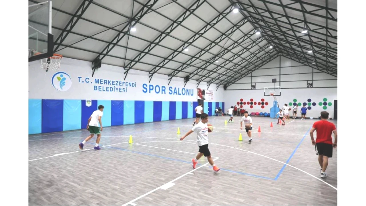 Sporun Geleceği Merkezefendi'de Şekilleniyor! Genç Yetenekler Burada Yetişiyor