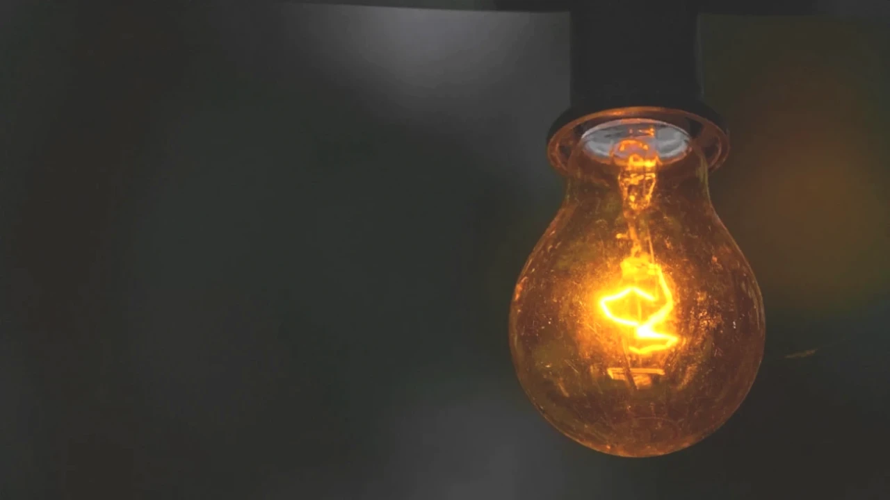İstanbul'da Elektrik Kesintisi Alarmı! Hangi Semtler Uzun Saatler Boyunca Karanlıkta Kalacak?