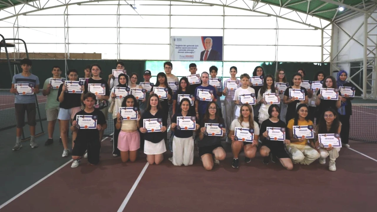Çocuklar Yaz Spor Okulları'ndan Sertifikalarını Aldı! Başarı Öyküleri Burada!