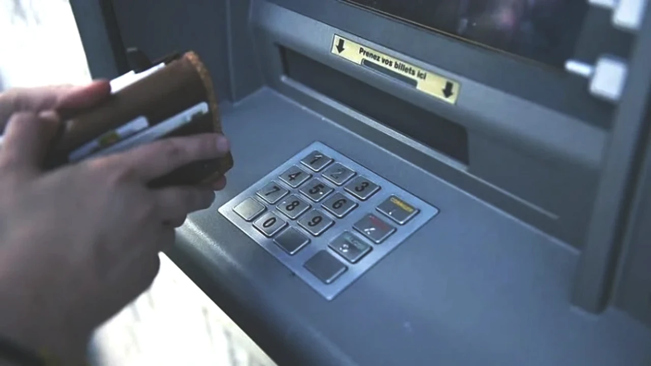 Yeni Gelişme: ATM Kullanımında Dikkat Edilmesi Gereken Önemli Değişiklikler!