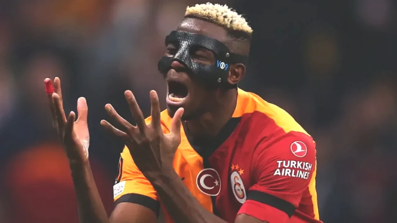 Victor Osimhen Krizi! Övgüler ve Hakaretler Arasında Şoke Eden Gelişmeler